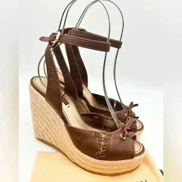 Louis Vuitton Shoes - Louis Vuitton Manyara Women’s Size 36 Brown Leather Wedge Espadrille Sandals